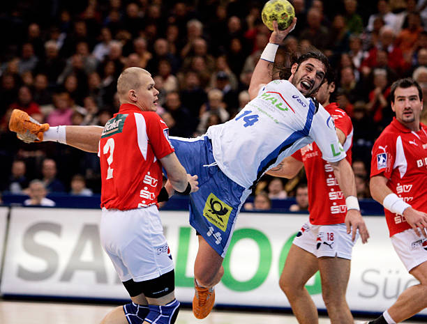 但他们的个 但他们的个