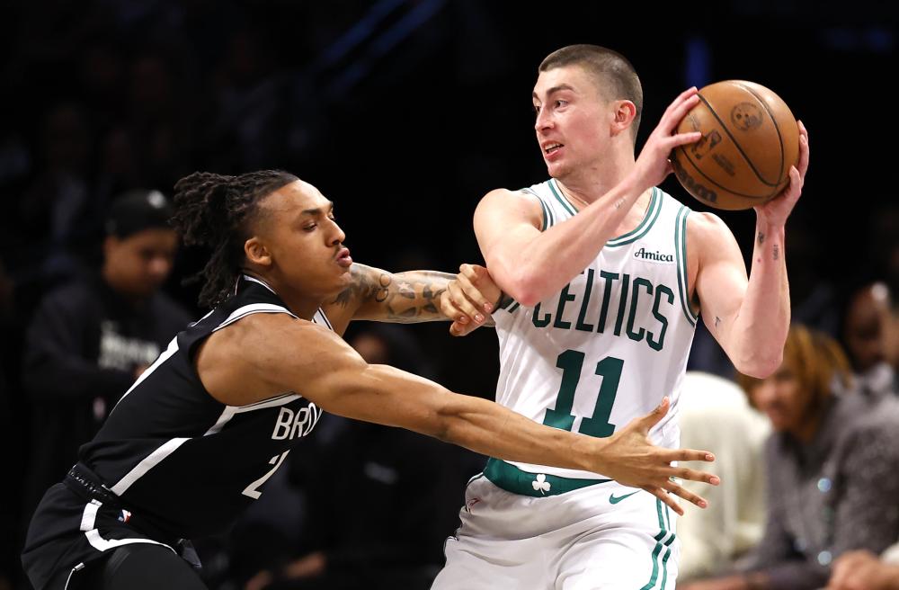 中展现出 中展现出