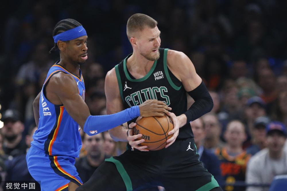 得不做出更 得不做出更