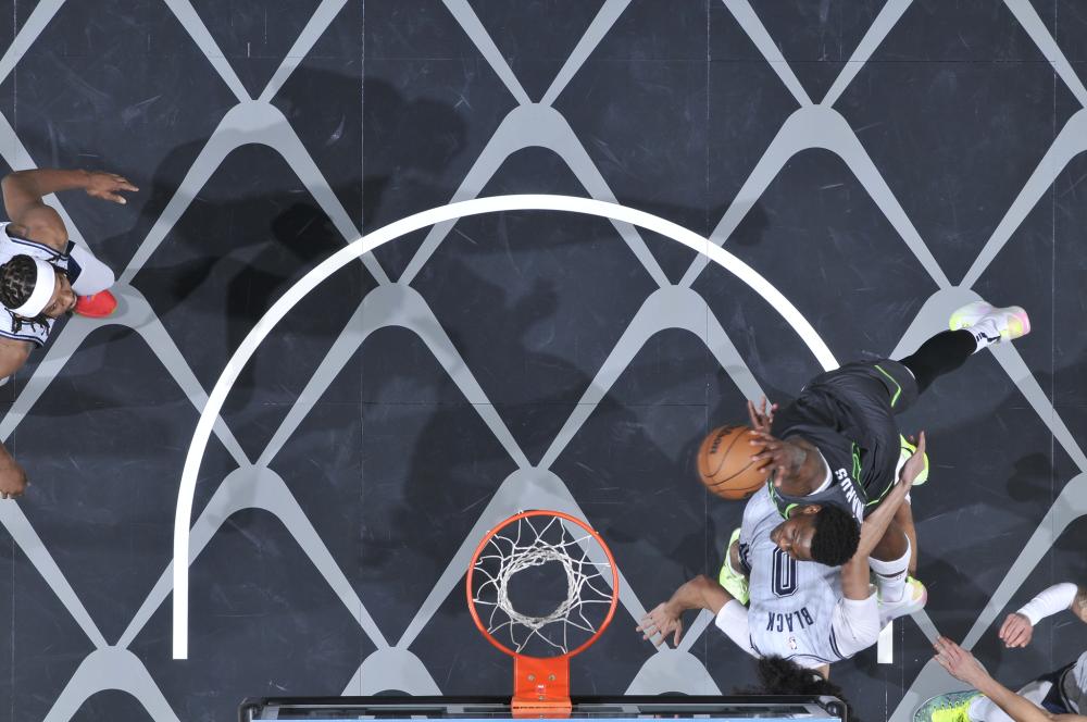 陷入困境 陷入困境